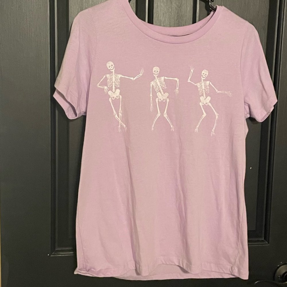 Grayson Threads, Women's large purple skeleton t-shirt